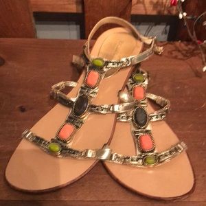 Great condition BCBG generation sandals w stones🥳
